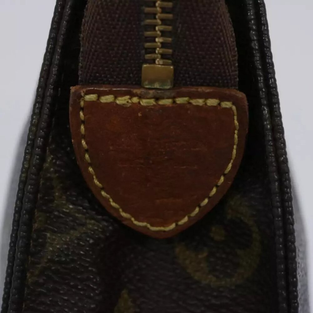 LOUIS VUITTON Monogram Poche Toilette 26 Pouch M47542 LV Auth 64936 - Picture 9 of 11